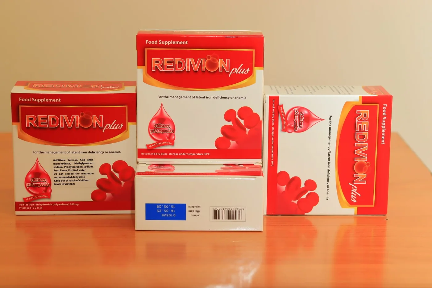 REDIVION PLUS food supplement packaging